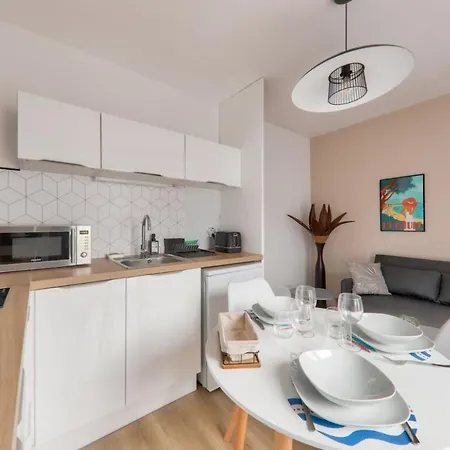 Feriehus Jolie Maisonnette Avec Terrasse *