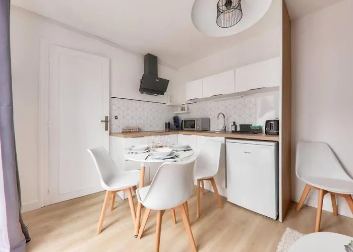 Prázdninový dům Jolie Maisonnette Avec Terrasse